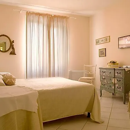 Amelia Guest house