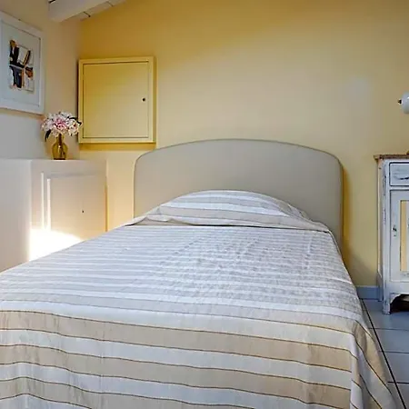 Guest house Amelia 3*