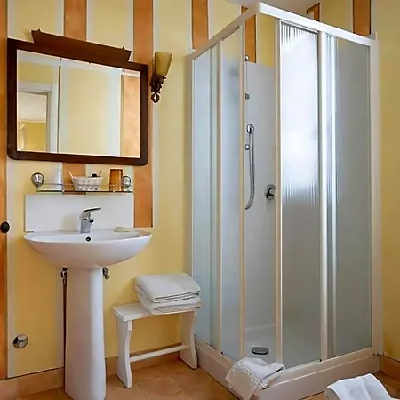 Amelia Guest house 3*